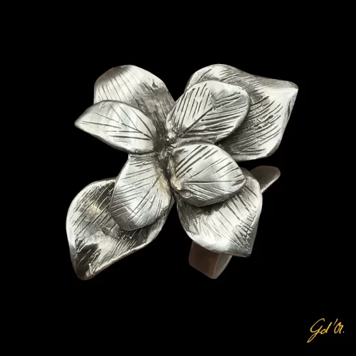 création bijoux en argent collection bouquet, bague par Laurence Gossart, modèle unique artisanat Gabrielle d'Or