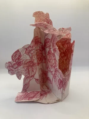 dessin de roses en miniature, en relief par Laurence GOSSART, dessinatrice